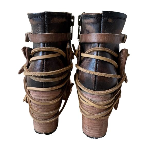 FREEBIRD BY STEVEN Carter Western Leather Ankle Boot Taupe Brown Size 9 - Picture 5 of 10